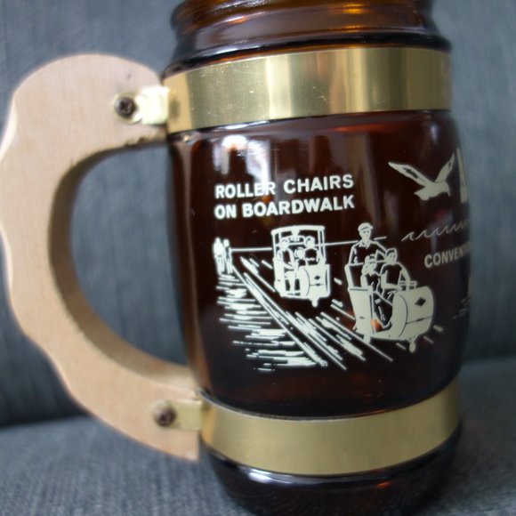 Vintage Siesta Ware 2 Atlantic City New Jersey Mug with Wooden Handle - Picture 2 of 12